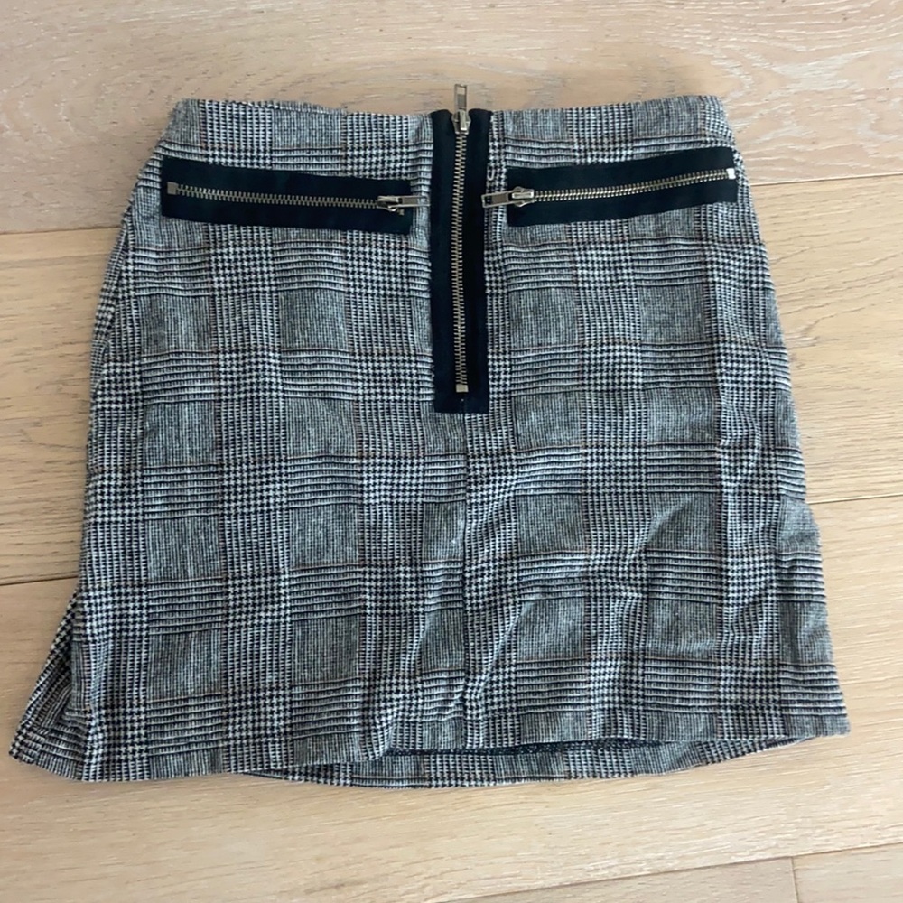 Plaid skirt!